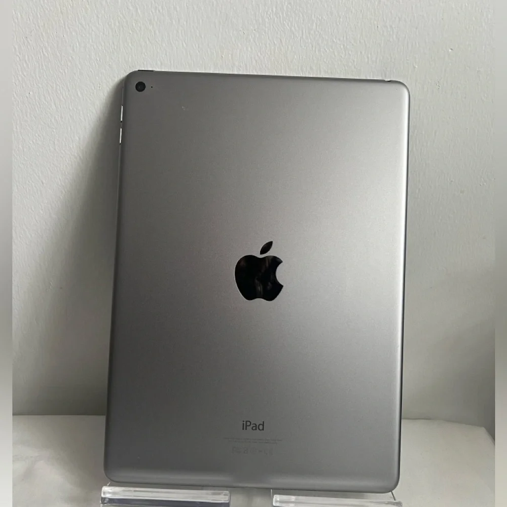 - IPAD AIR 2 16gb (2nd Generation) 2014. CHAGER NOT INCLUDED . PRE-LOVED